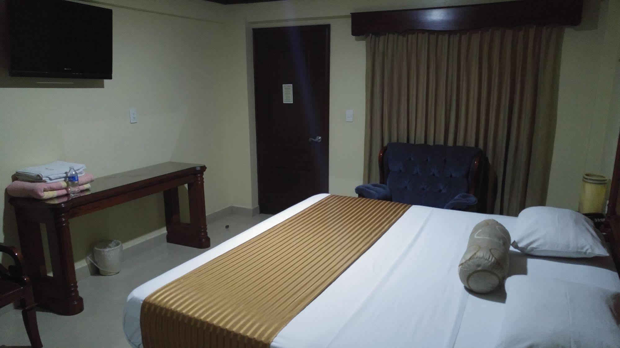 Hotel Toledo Poza Rica 外观 照片